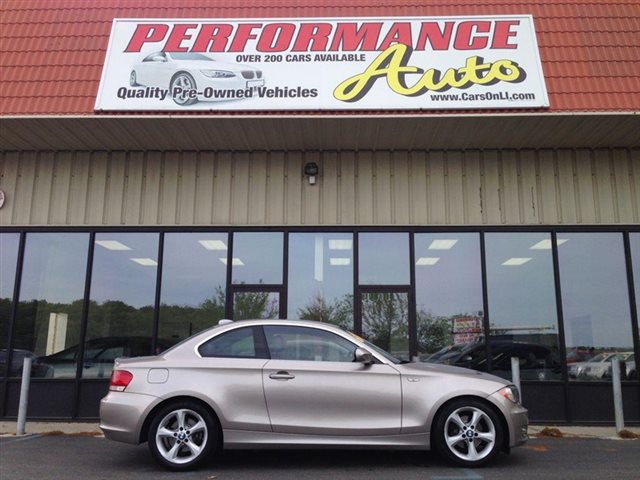 2011 BMW 128 i Bohemia, NY