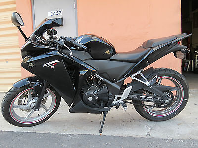 Honda : Other MINT CONDITION HONDA CBR 250R MOTORCYCLE
