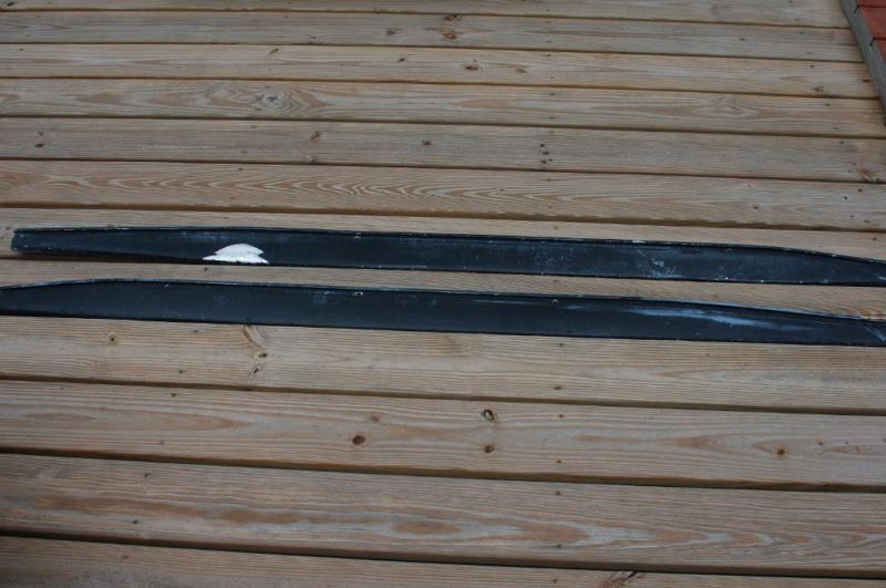 Original Corvette Rocker Panel Molding LH/RH Pair, 1981, 0