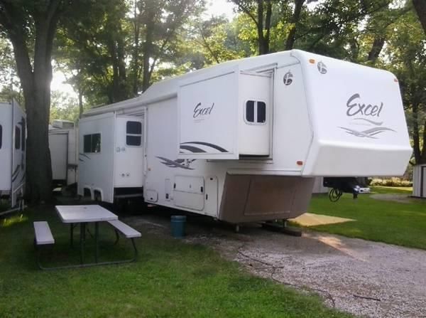 2003 Excel Limited Edition Peterson 35FLE Travel Trailer 37.6 Feet