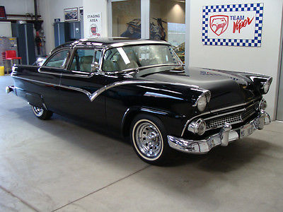 Ford : Crown Victoria VERY RARE.RESTO MOD 1955 ford crown victoria fairlane restored resto mod very unique and very nice