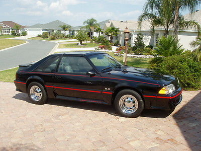 Ford : Mustang GT 1987 fabulous rare t top mustang gt hatchback black on black