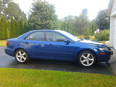 Mazda : Mazda6 4 doors Mazda 6 Sedan 2005 in good condition. 97000 miles. New brakes, pump for gas and