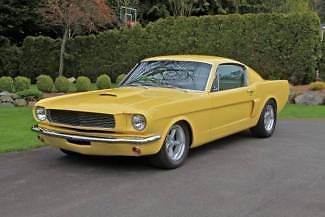Ford : Mustang Fastback 1965 mustang fastback with a 289 v 8 4 bc automatic transmission mustang ii