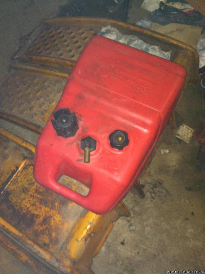 Fuel Tank (plastic-with gage)