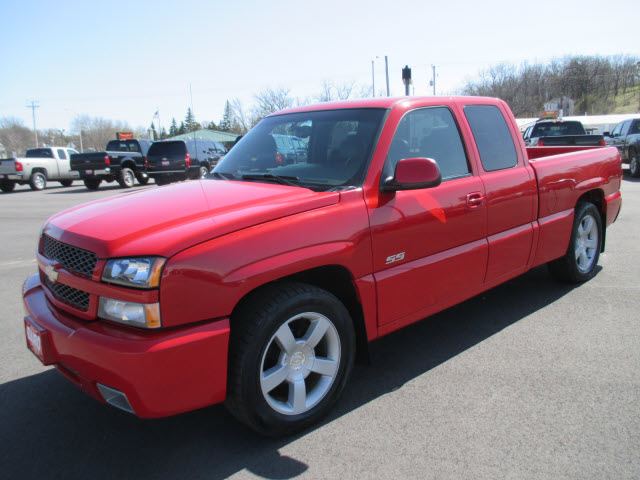 2003 Chevrolet Silverado 1500 SS Ripon, WI