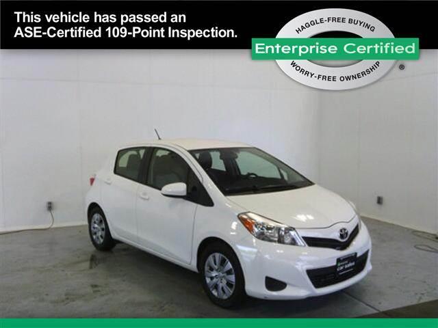 2013 TOYOTA Yaris L 4dr Hatchback