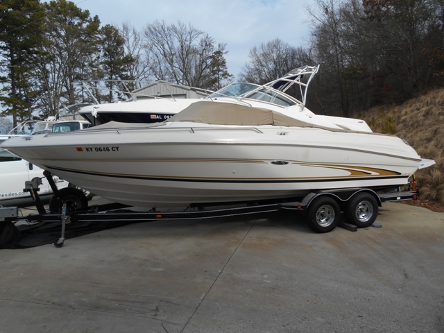 2001 SEA RAY 260 Bow Rider