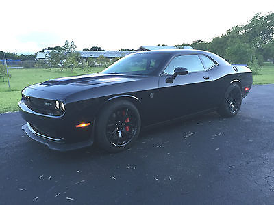 Dodge : Challenger 2dr Coupe SRT Hellcat 2015 dodge challenger hellcat automatic 707 hp pitch black inmediate delivery