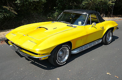 Chevrolet : Corvette Convertible 1967 corvette 427 convertible 4 speed rust free texas car