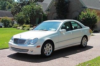 Mercedes-Benz : C-Class 3.2L One Owner Perfect Carfax Great Service History Low Miles Perfect Condition