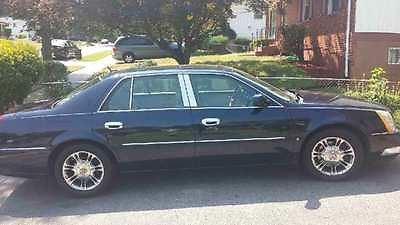 Cadillac : DTS Luxury II 2006 cadillac dts only 108 k miles luxury ii package