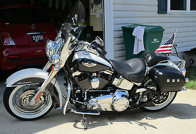 Harley-Davidson : Softail Two tone birch white/midnight pearl, over $2500 in extras - see add detail