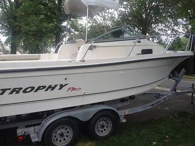 22FT Bayliner Trophy Pro 2052 WA  Boat 4.3L MerCruiser with Trailer