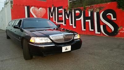 Lincoln : Town Car limousine  Limousine No Reserve