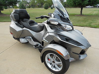 Can-Am : RT SE5 2011 can am spyder rt se 5 with reverse audio convenience