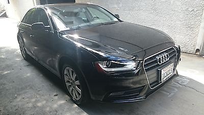 Audi : A4 Premium 2.0T A4 Sedan See pictures for body damages.