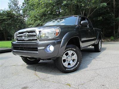 Toyota : Tacoma TRD PKG TRD SUPERCHARGED 6 SPEED MANUAL 4X4 TWO OWNER TRD PKG TRD SUPERCHARGED 4.0L V6 6 SPEED MANUAL 4X4 BFGS LOW MILES