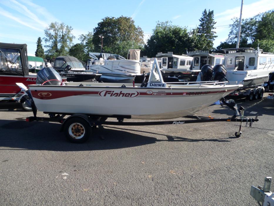 2005 Fisher Boats 