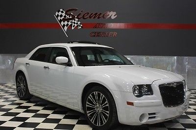 Chrysler : 300 Series 300S V8 white,s