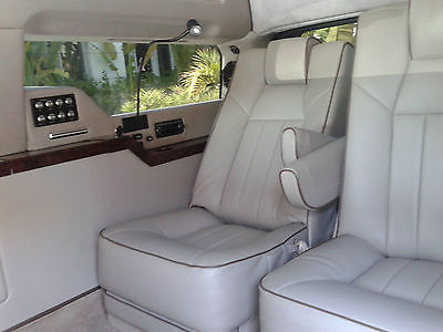 Cadillac : Escalade ESV 2013 escalade esv limo mobile office fit for ceo
