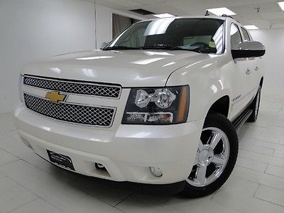 Chevrolet : Avalanche LTZ, 4WD, V8 Flex-Fuel, Clean Carfax, Navi, Back Up Camera CALL NOW 855-394-6736! Manageable monthly payments and shipping are available!