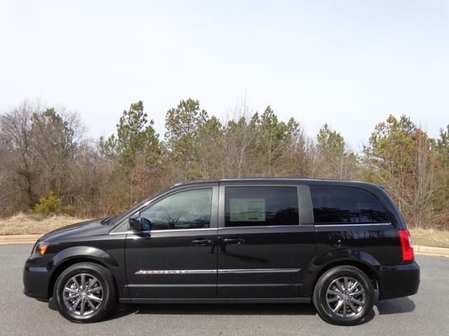 Chrysler : Town & Country S EDITION NEW 2015 CHRYSLER TOWN & COUNTRY NAV - TV/DVD - $449 P/MO, $200 DOWN - FREE SHIP