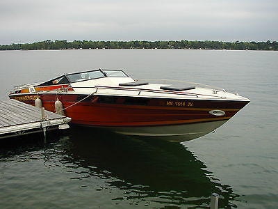 30' SCARAB OFFSHORE (CIGARETTE) BOAT