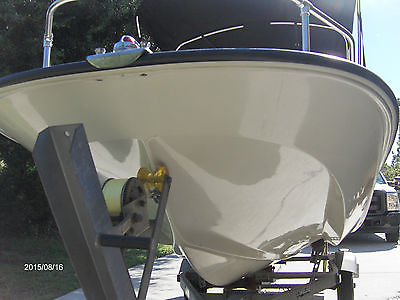 A classic 1986 15’3” Boston Whaler Super Sport with a 1987 70HP Evinrude