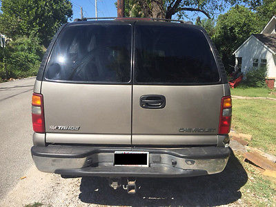 Chevrolet : Tahoe LS 2002 chevy tahoe ls gold