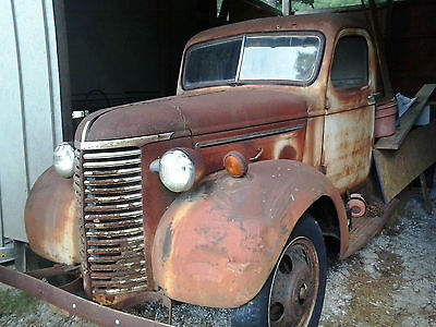 Chevrolet : Other Pickups Farm, Work Truck 1939 chevy 1 2 ton farm truck 3 rd owner the truck is all there it is rusty