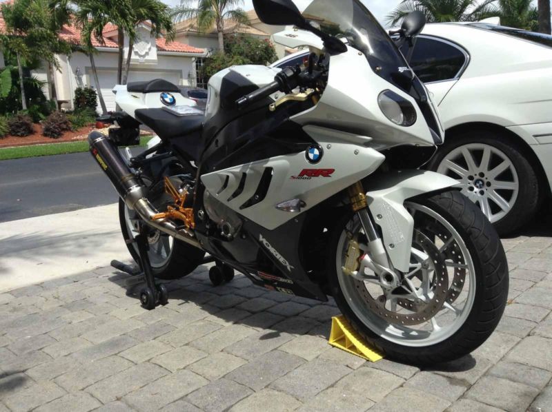 2011 BMW S1000RR