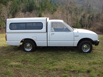 Chevrolet : Other Pickups Pickup 1981 chevy luv diesel pickup truck isuzu pup new engine