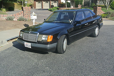 Mercedes-Benz : E-Class 4 DR SEDAN 1987 mercedes 300 d turbo diesel runs great no reserve 208 k miles well maintained