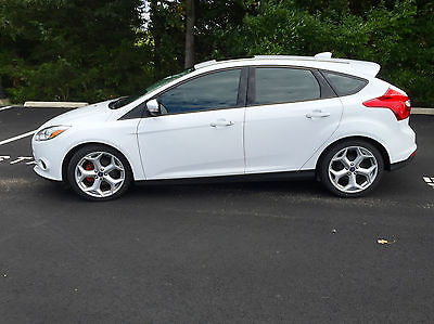 Ford : Focus SE 2014 ford focus se mint condition lots of upgrades