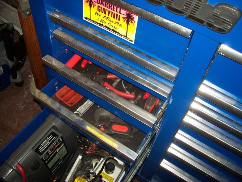 MAC TOOL BOX  WITH $40,000 IN TOOLS, LIKE NEW, 3