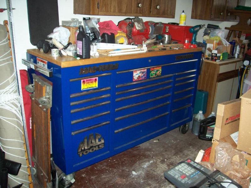 MAC TOOL BOX  WITH $40,000 IN TOOLS, LIKE NEW