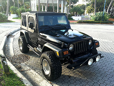 Jeep : Wrangler Wrangler X 4.0 4wd 2004 jeep wrangler x 4.0 liter 6 cylinder 4 x 4 one owner 41 000 miles tj