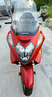 Honda : Other Honda Silverwing Scooter 600 cc 2003