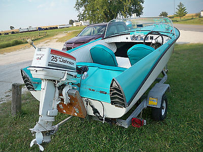 Ultra Cool Restored 14' 1958 Jet Streak  Crestline Boat with the classy Fins