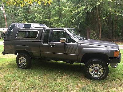 Toyota : Other SR5 Extended Cab Pickup 2-Door 1987 toyota pickup sr 5 extended cab pickup 2 door 2.4 l
