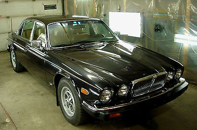 Jaguar : XJ12 Vanden Plas 1982 jaguar xj 12 79 80 81 83 84 85 86 87 series 3 iii 5.3 v 12 vanden plas