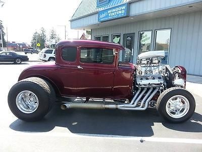 1930 Ford 5 Window Hot Rod