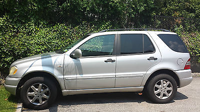 Mercedes-Benz : M-Class ML430 1999 mercedes ml 430 silver with gray leather seat
