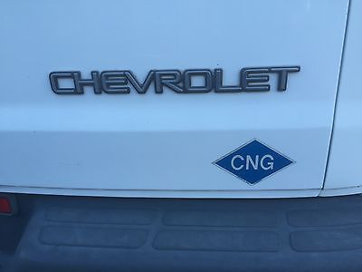 Chevrolet : Express Chevy Express 2500 12 passenger van CNG dual fuel