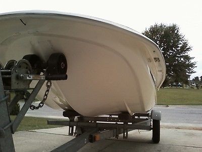 Carolina Skiff JV 15 Tiller (2012) | Honda 25HP 4-Stroke (2013)