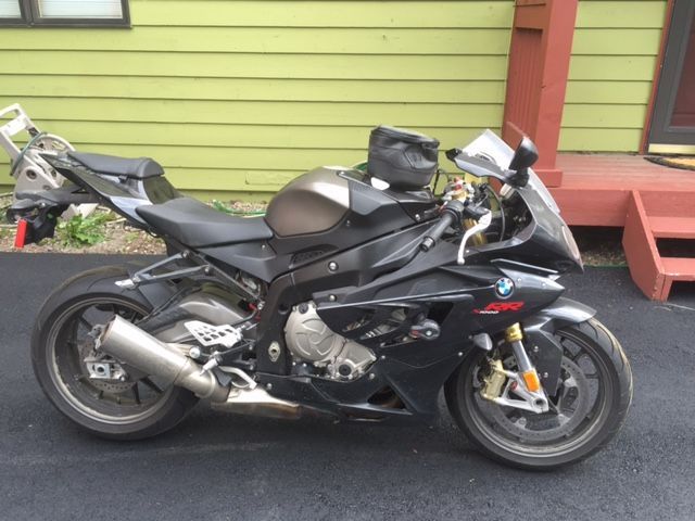 2011 BMW S1000RR in Great shape with tons of adds
