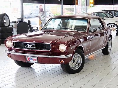 Ford : Mustang Coupe Auto Coupe Auto