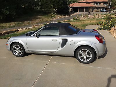 Toyota : MR2 Convertible Great Spyder available!