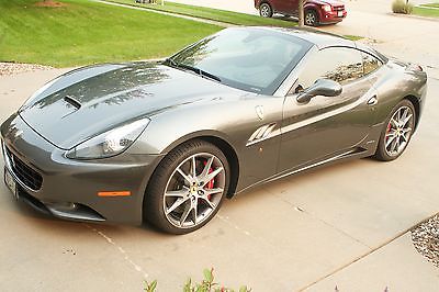 Ferrari : California 2dr Convertible 2011 ferrari california 8900 miles 20 wheels black special stitching